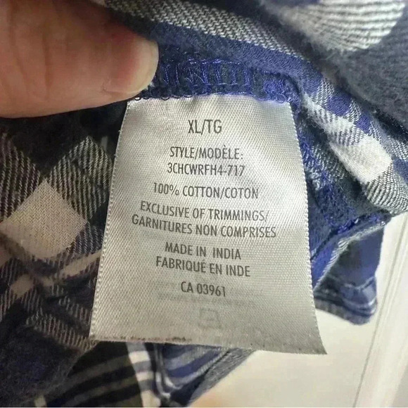 Wind River Button Up Plaid Shirt Front Pockets Blue / White / Black Size XL - Picture 9 of 16